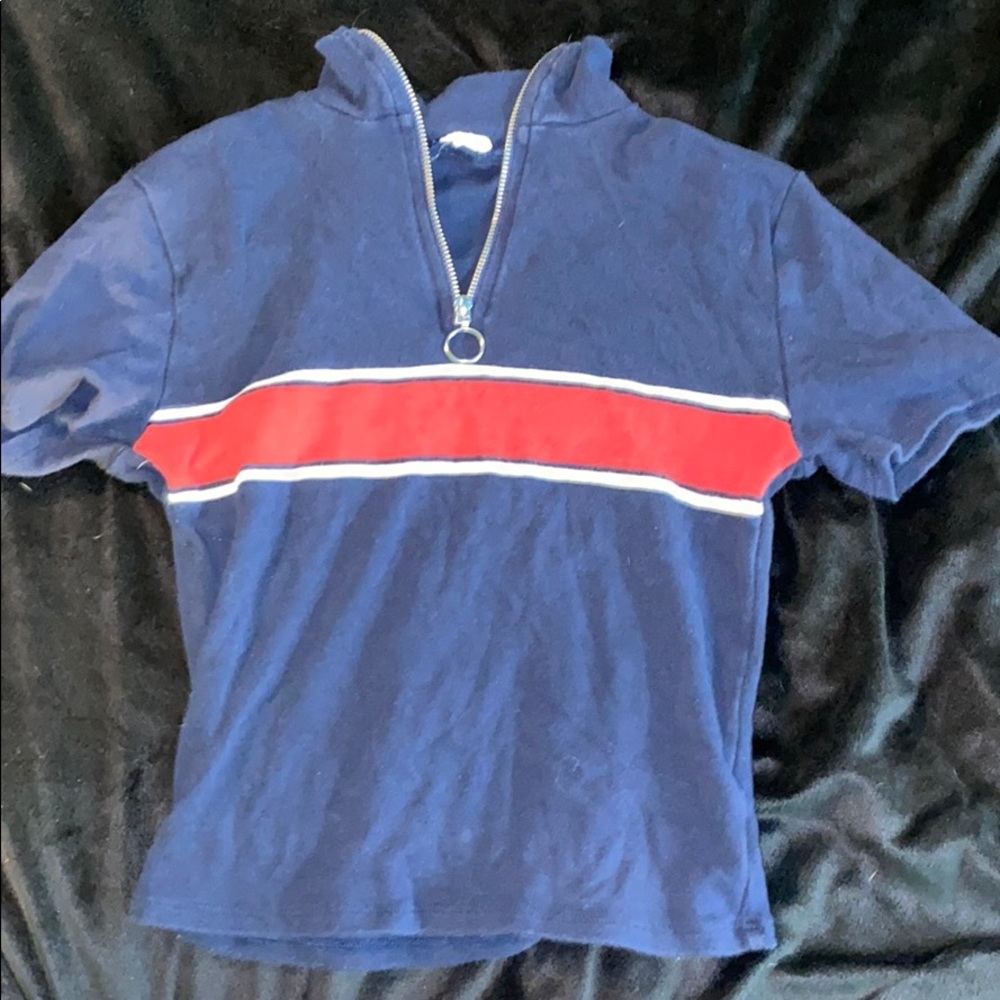 Garage t-shirt with zip